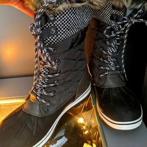 Winter boots